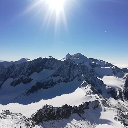 奥弗·托马斯和麦克拉的假日公寓 公寓 施图拜河谷新施蒂夫特