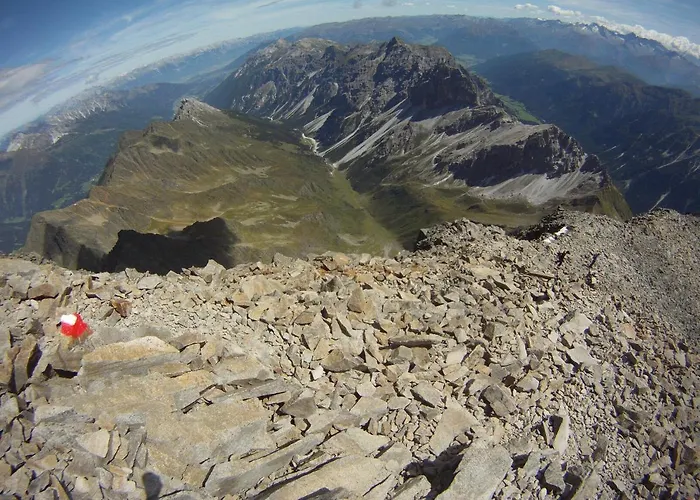 Ofer Thomas & Michaela *