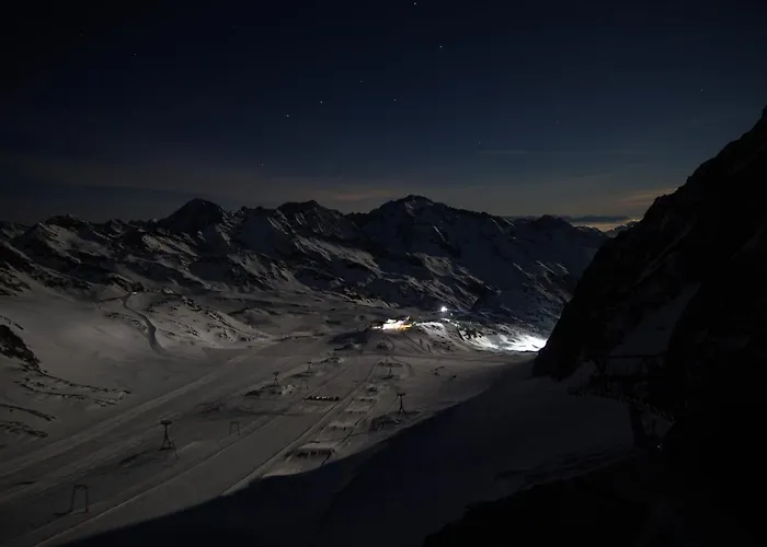 Ofer Thomas & Michaela * نيوستيف ام ستوبيتا