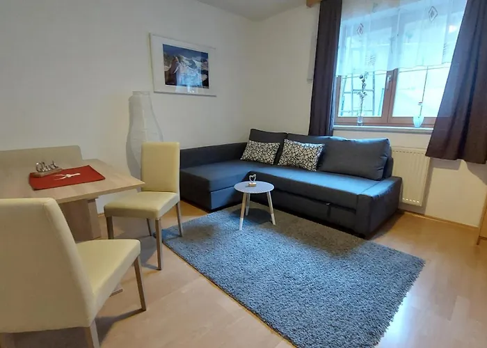 Ofer Thomas & Michaela * نيوستيف ام ستوبيتا