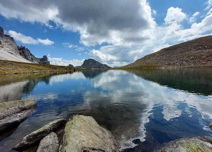 Ofer Thomas & Michaela